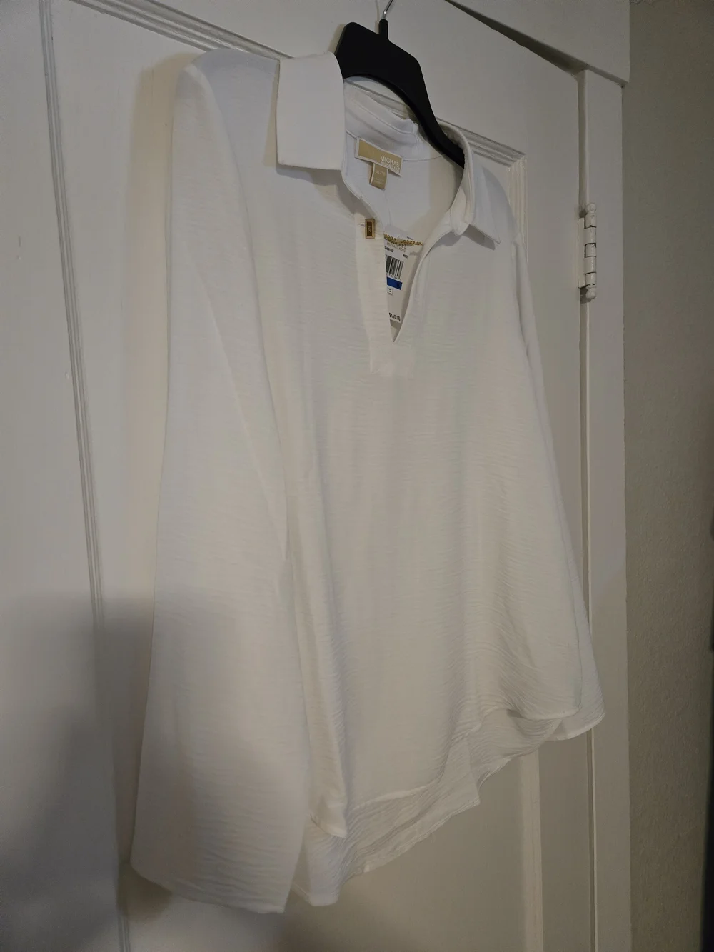 Michael Kors White Long-Sleeve Blouse with Gold Chain Detail